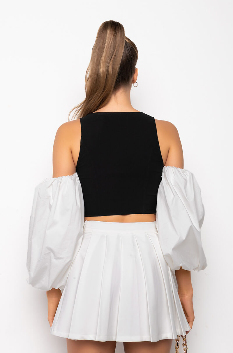 TRICKY PUFF SLEEVE TUXEDO BLOUSE