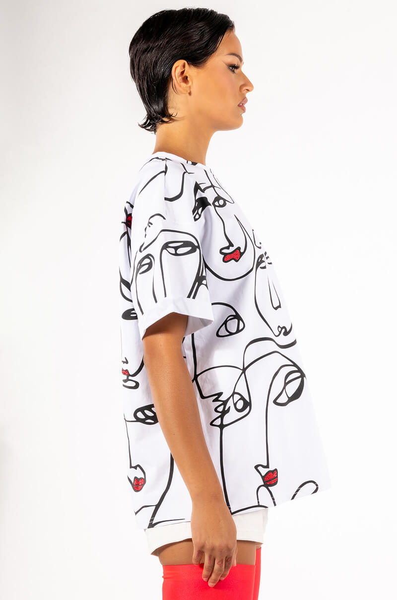 TWIN SOULS GRAPHIC TSHIRT