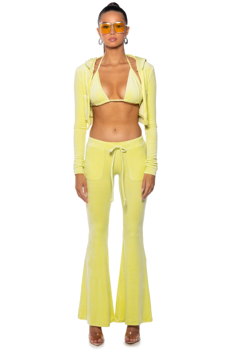 TYPICAL ATTITUDE SWEATPANT IN LIME