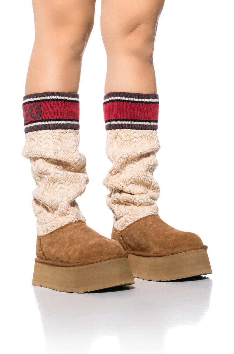 UGG CHESTNUT W CLASSIC SWEATER LETTER