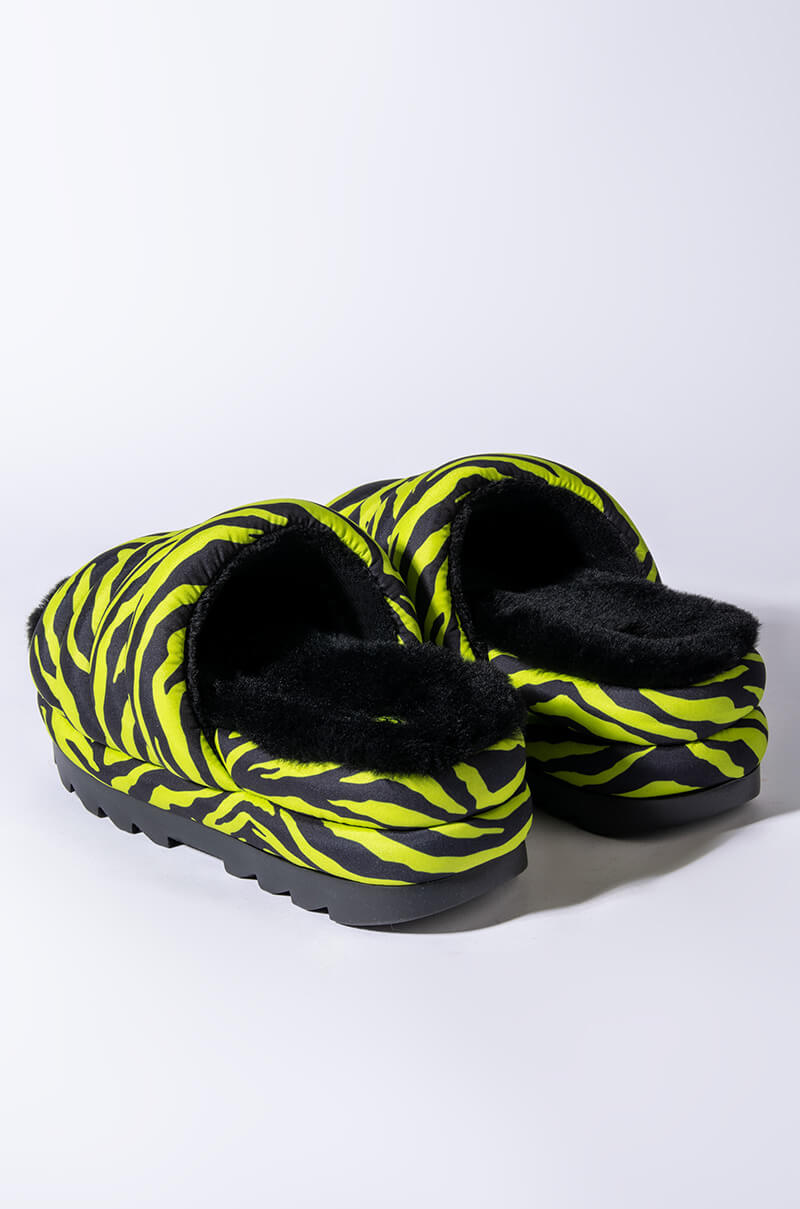 UGG PUFT SLIDE TIGER PRINT SANDAL