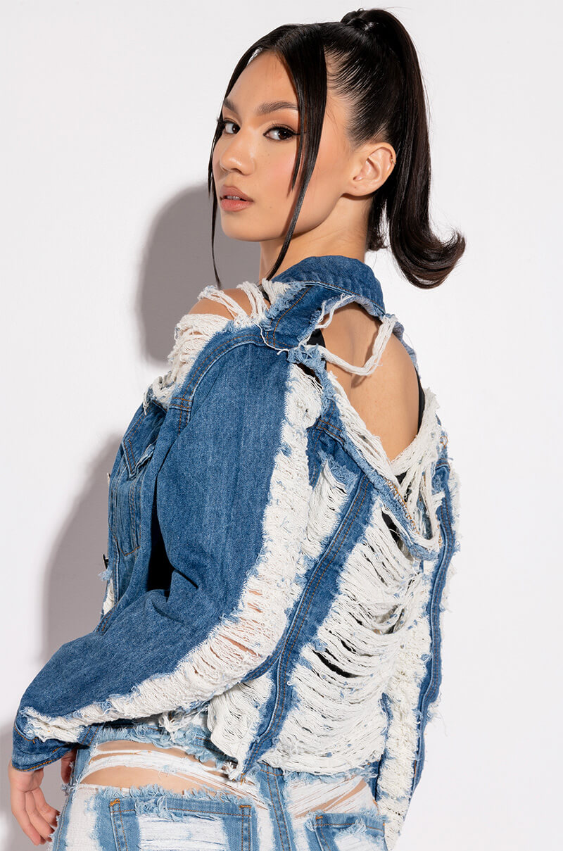 ULTRA DISTRESSED CROP DENIM JACKET
