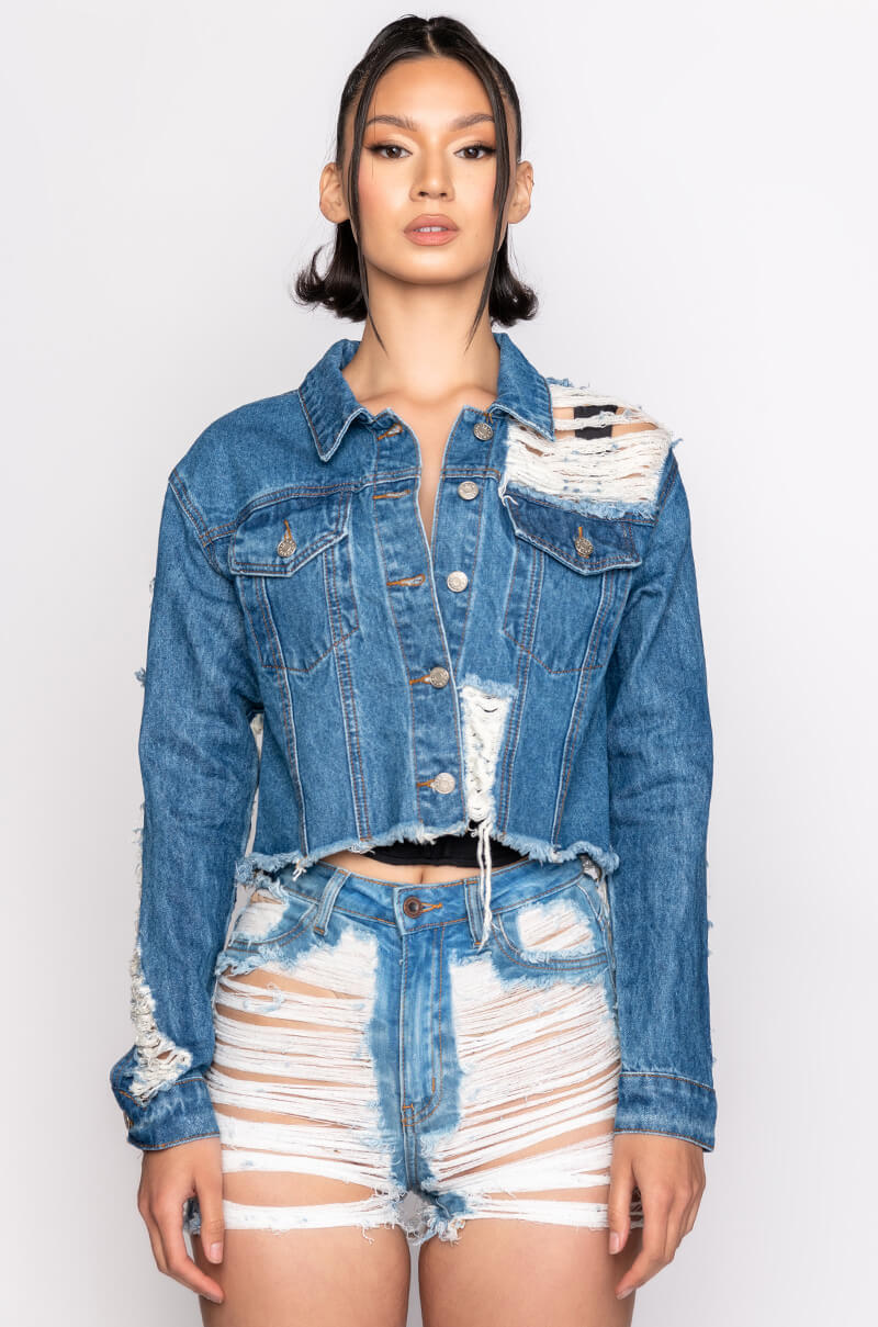 ULTRA DISTRESSED CROP DENIM JACKET