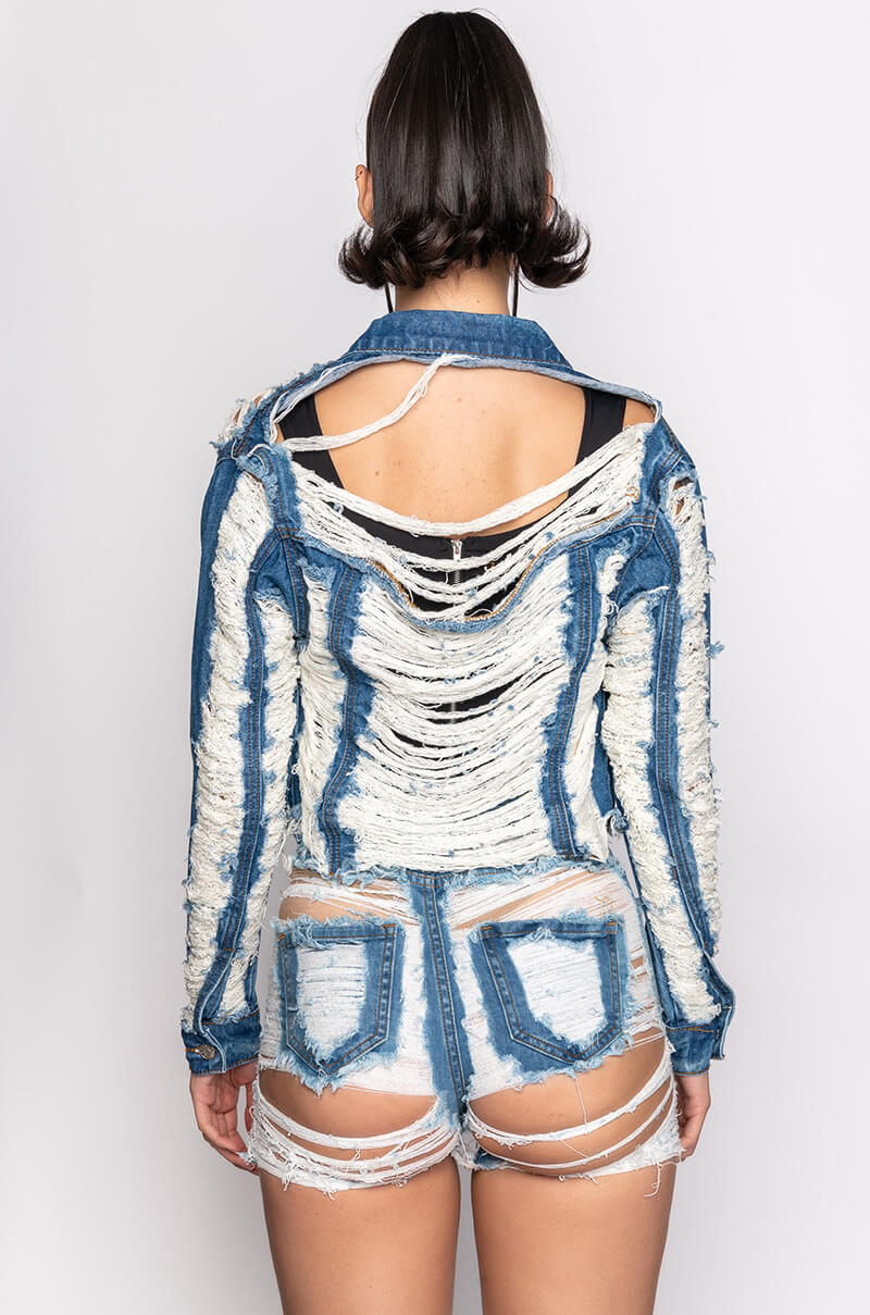 ULTRA DISTRESSED CROP DENIM JACKET