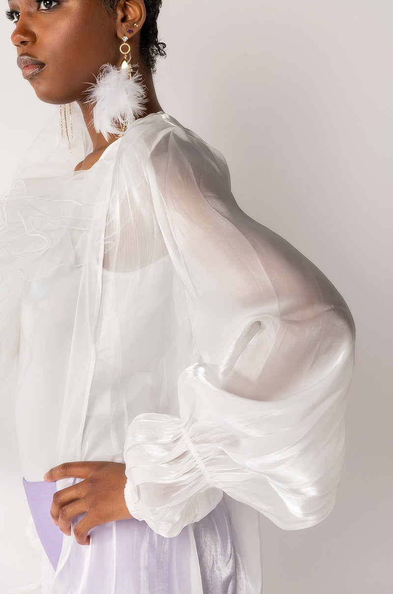 UNWRITTEN MESH SPRING TRENCH