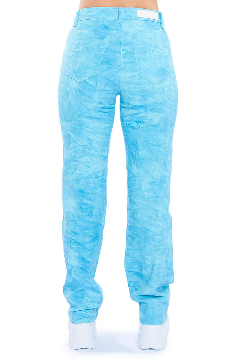 UP IN THE CLOUDS HIGH RISE RELAXED FIT JEANS