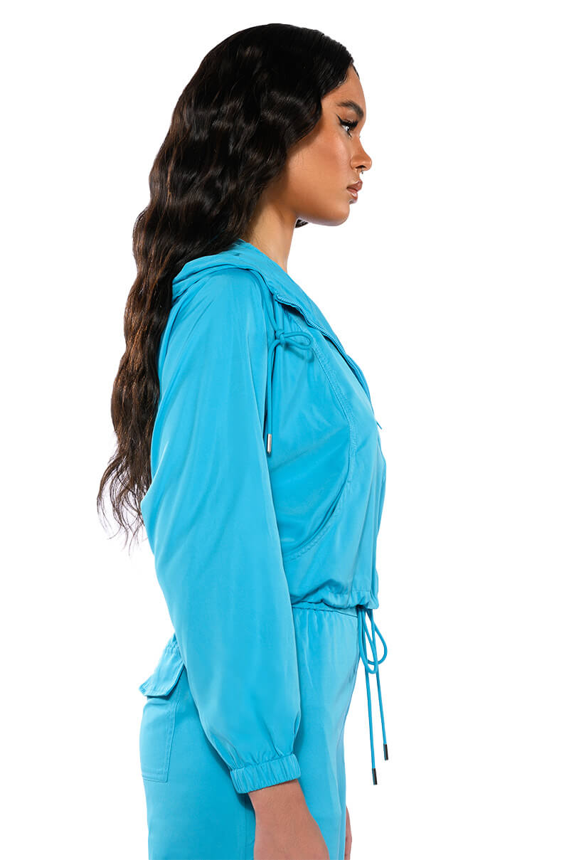 VACAY MODE ZIP UP SWEATSHIRT