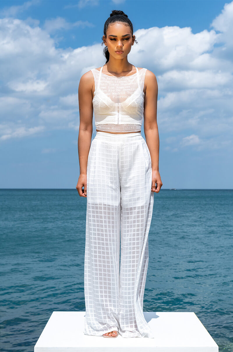 WANDERLUST SLEEVELESS MESH BOAT NECK CROP TOP