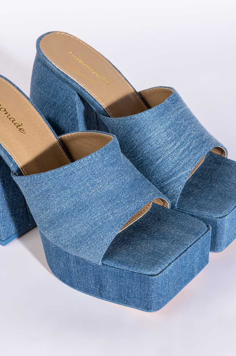 CHUNKY SLIP ON MULE IN DENIM